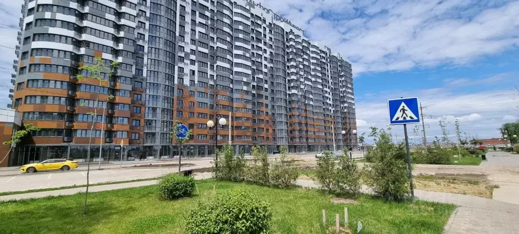 3-к кв. Краснодарский край, Краснодар ул. Командорская, 15/1 (97.0 м) - Фото 0