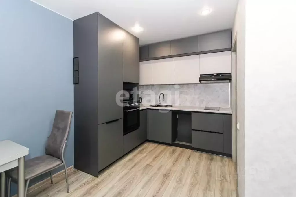 Студия Тюменская область, Тюмень ул. Краснооктябрьская, 14 (28.4 м) - Фото 2