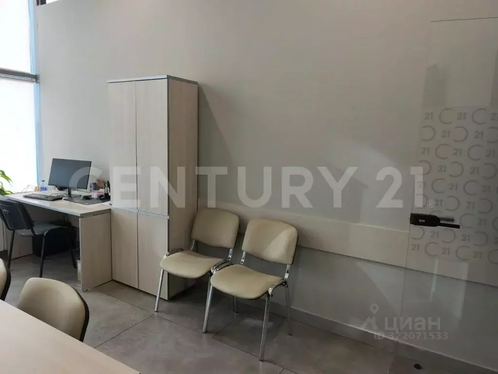 Помещение свободного назначения в Калужская область, Обнинск ул. ... - Фото 1