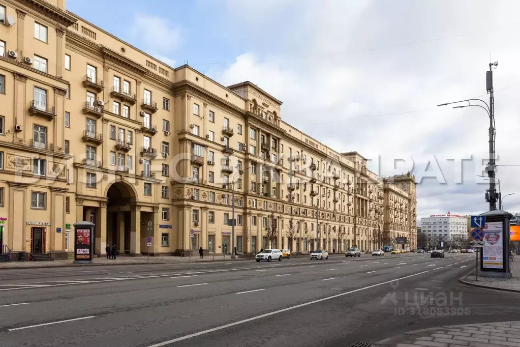 Помещение свободного назначения в Москва Садовая-Черногрязская ул., ... - Фото 1