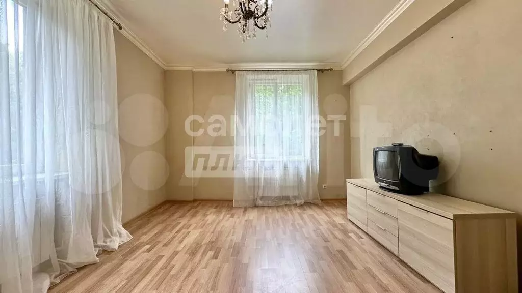 Комната 18,7 м в 3-к., 2/5 эт. - Фото 1