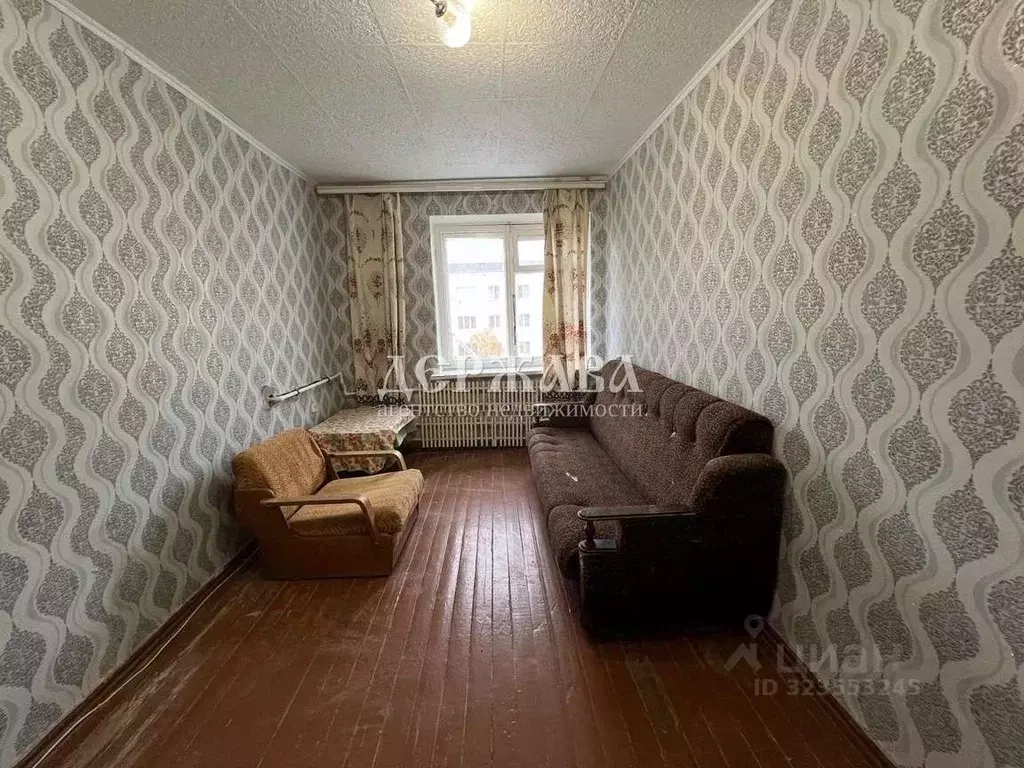 Комната Белгородская область, Старый Оскол пер. Урицкого, 5 (12.8 м) - Фото 2