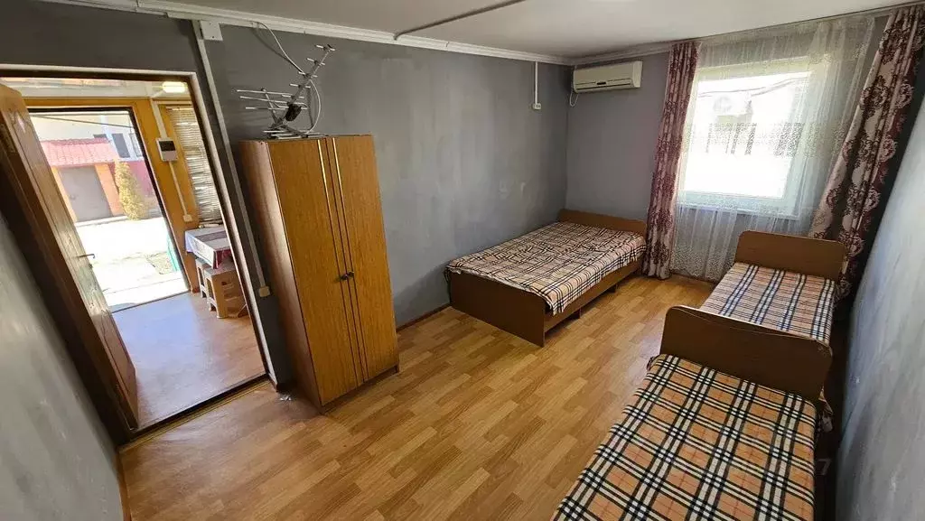 Комната Краснодарский край, Ейский район, Должанская ст-ца, Рубин База ... - Фото 0