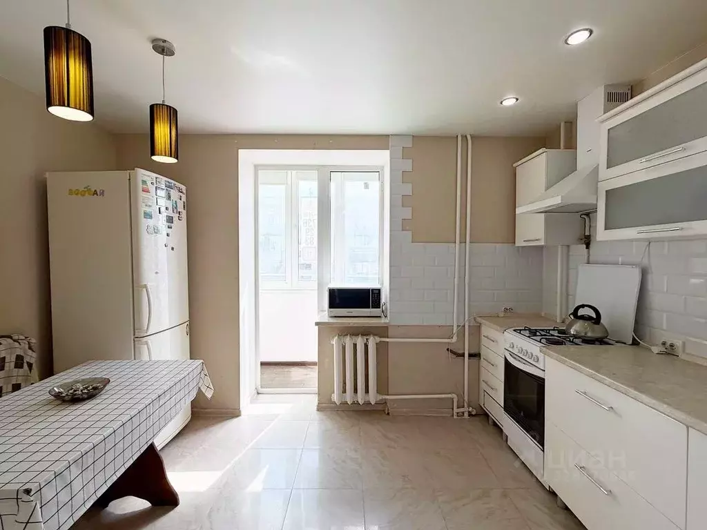 2-к кв. Севастополь ул. Казачья, 13 (56.6 м) - Фото 1