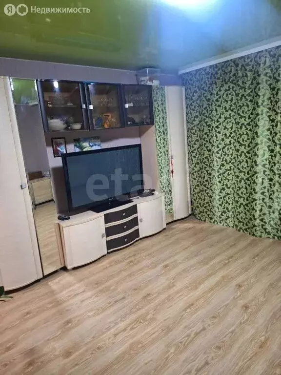 Дом в Челябинская область, Уйский муниципальный округ, деревня Яринка, ... - Фото 1