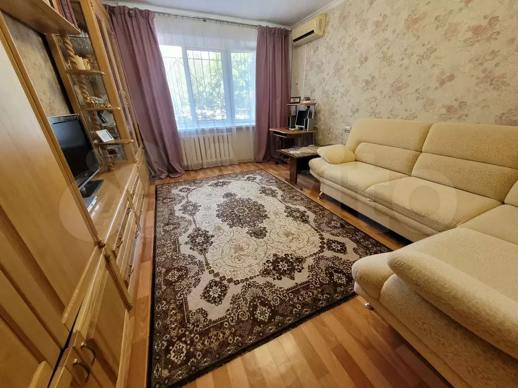 2-к. квартира, 52 м, 1/5 эт. - Фото 0