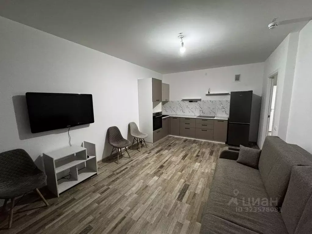 1-к кв. Свердловская область, Екатеринбург ул. Академика Парина, 35/2 ... - Фото 2