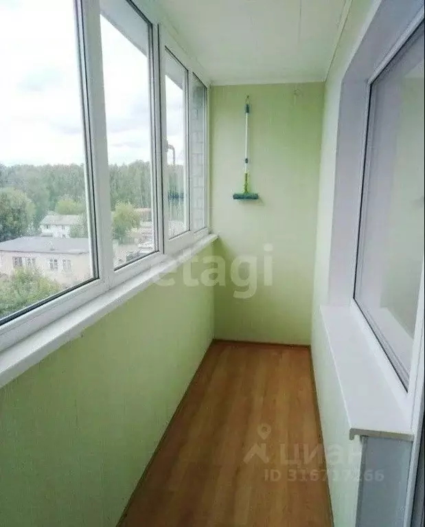 3-к кв. Владимирская область, Муром Кленовая ул., 36 (70.5 м) - Фото 0