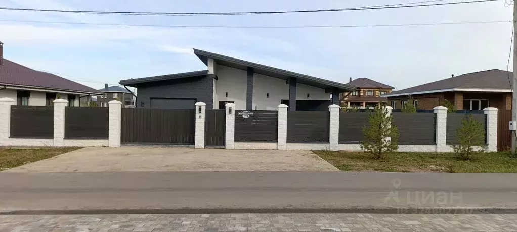 Коттедж в Башкортостан, Уфа городской округ, с. Нагаево  (265 м) - Фото 1