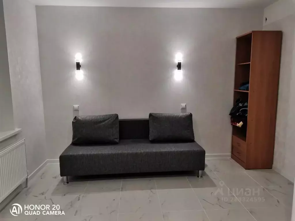 Студия Тюменская область, Тюмень ул. Республики, 204к5 (28.3 м) - Фото 2