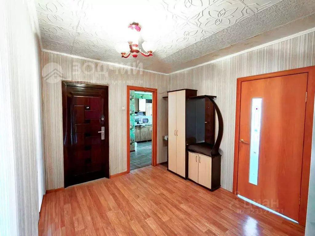 3-к кв. Чувашия, Канаш ул. Машиностроителей, 37 (68.8 м) - Фото 1