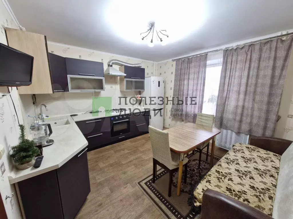 1-к. квартира, 50 м, 4/6 эт. - Фото 0