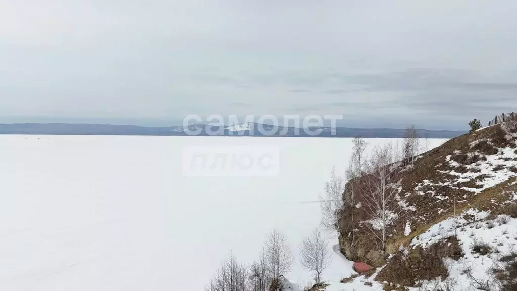 Участок в Челябинская область, Верхнеуфалейский городской округ, с. ... - Фото 1