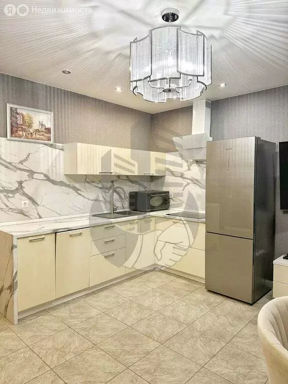 2-комнатная квартира: Краснодар, Гаражная улица, 79/1 (80 м) - Фото 1
