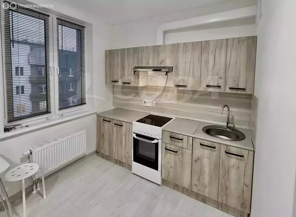 Квартира-студия: Тюмень, улица Героев Космоса, 13 (34.3 м) - Фото 2