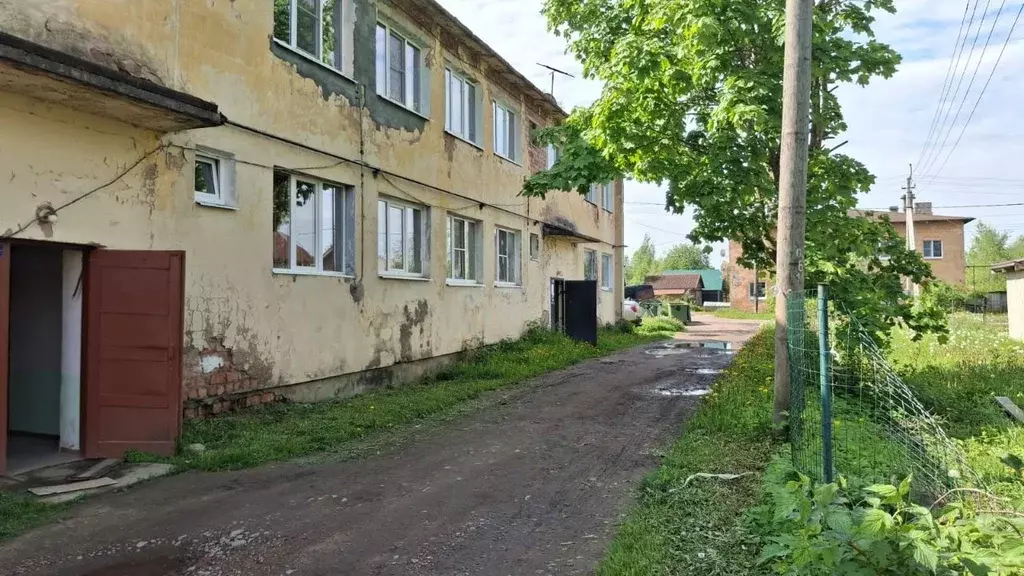 2-к кв. Новгородская область, Малая Вишера ул. Лермонтова, 6А (44.8 м) - Фото 0