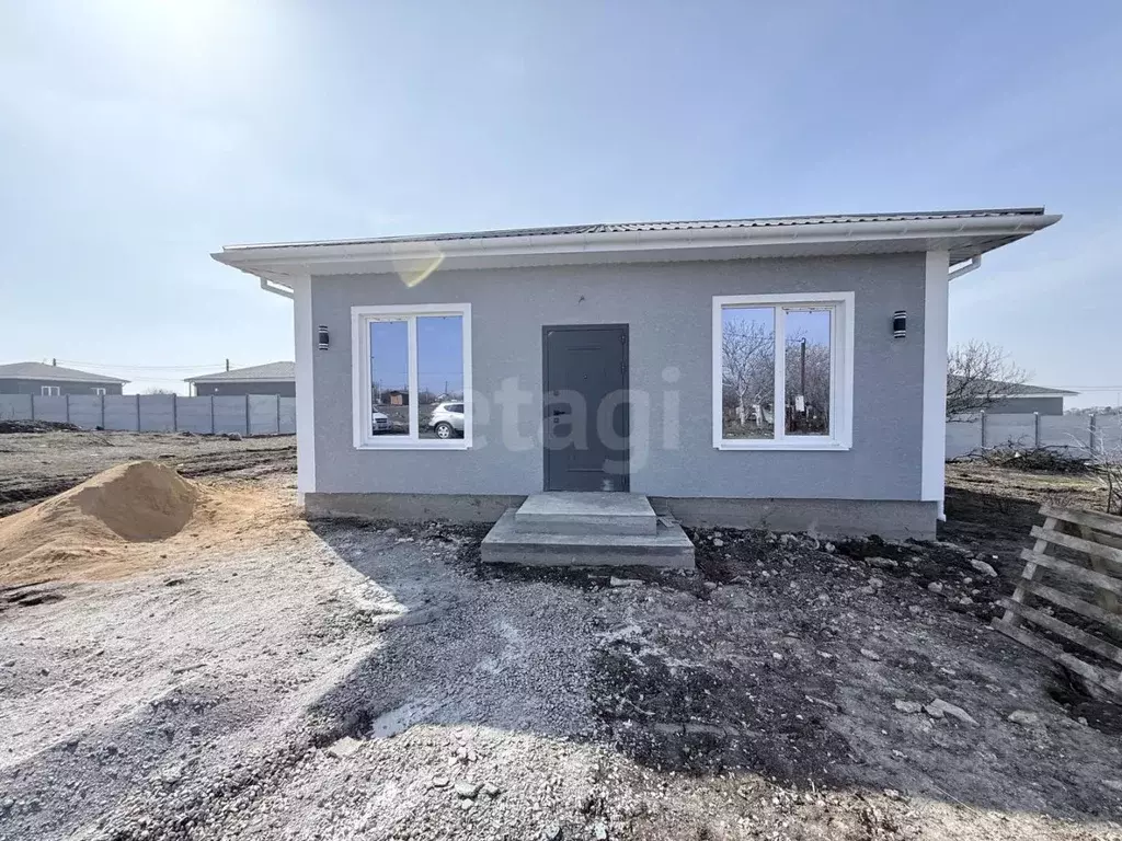 Дом в Крым, Симферопольский район, Урожайновское с/пос, Протон ... - Фото 1