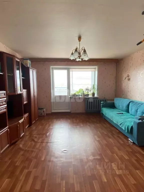 3-к кв. Вологодская область, Сокол Производственная ул., 53 (69.1 м) - Фото 0