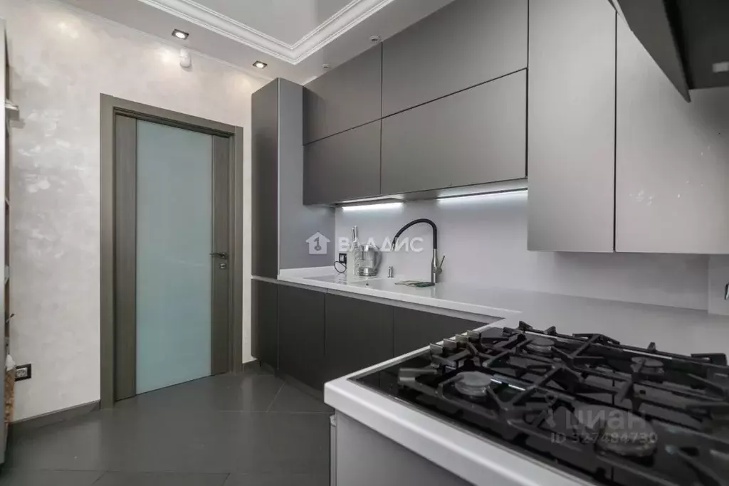 2-к кв. Севастополь ул. Льва Толстого, 16А (78.1 м) - Фото 2