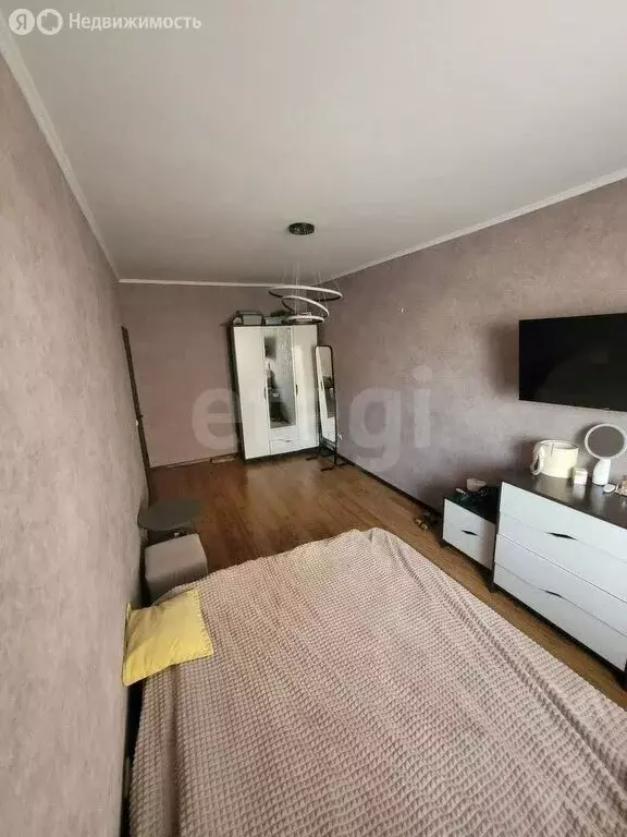3-комнатная квартира: Абакан, улица Ломоносова, 24 (81.2 м) - Фото 1