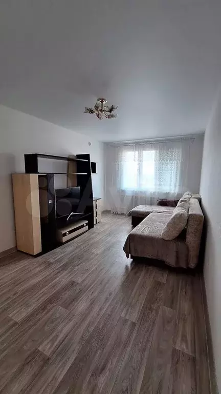 1-к. квартира, 36 м, 7/10 эт. - Фото 1