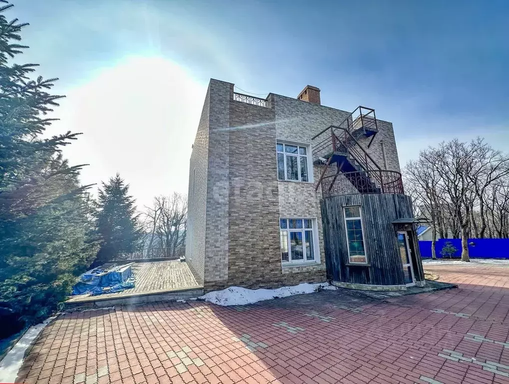 Дом в Приморский край, Владивосток Фортовая ул., 5А (281 м) - Фото 1