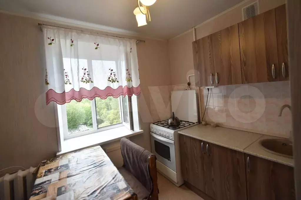 3-к. квартира, 60 м, 6/9 эт. - Фото 0