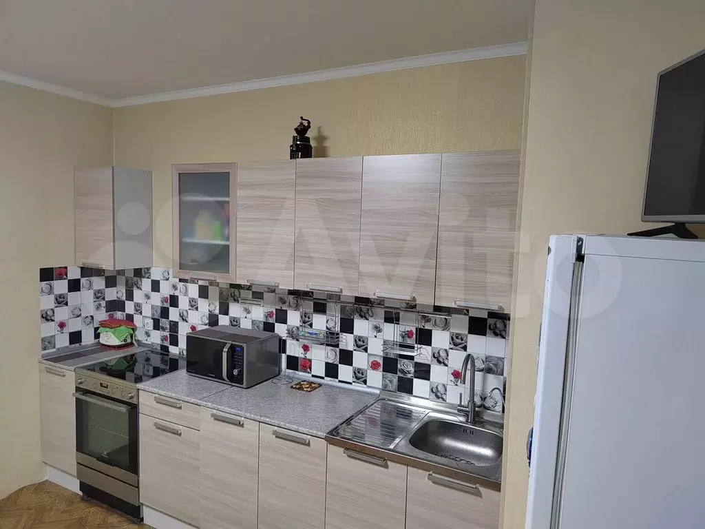 3-к. квартира, 90 м, 5/23 эт. - Фото 0