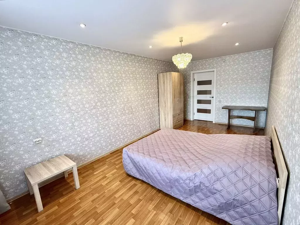 1-к. квартира, 50 м, 4/6 эт. - Фото 1