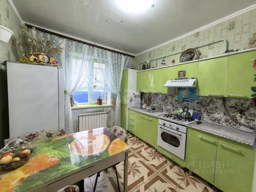 Дом в Краснодарский край, Ейское городское поселение, пос. Широчанка ... - Фото 1