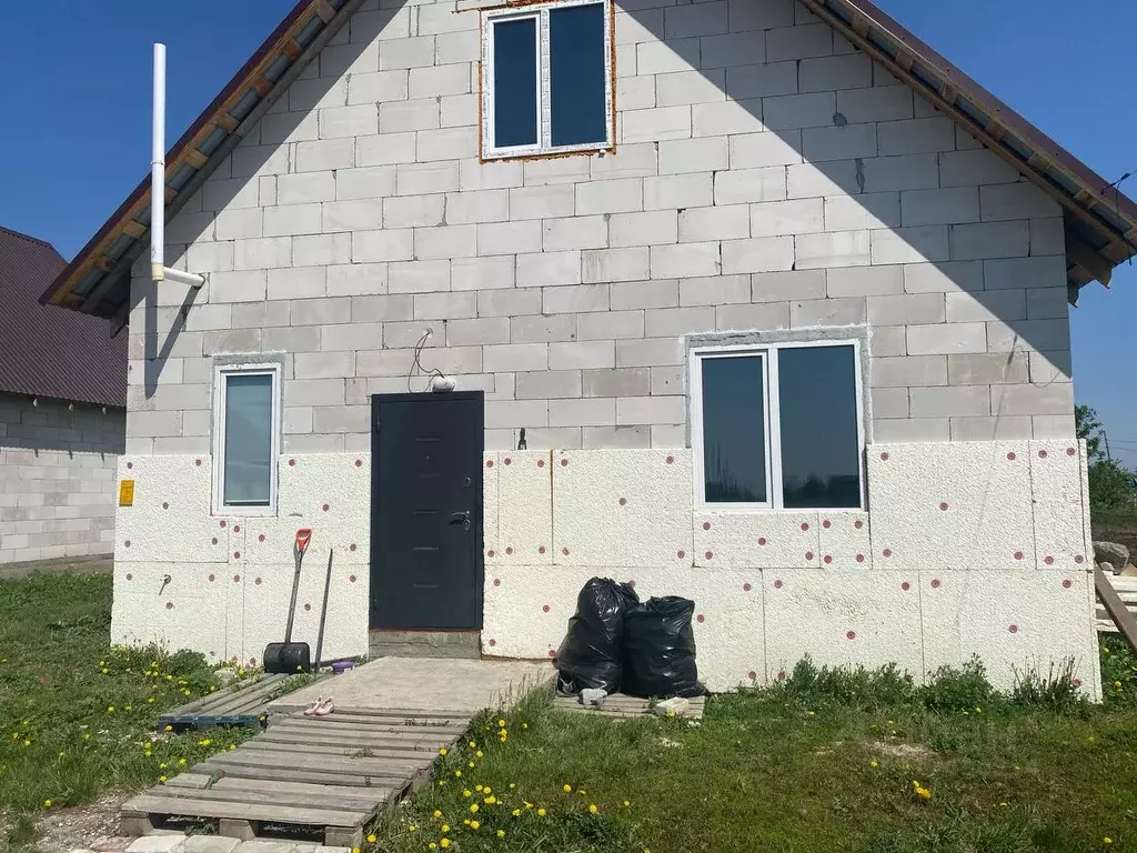Коттедж в Алтайский край, Барнаул городской округ, пос. Бельмесево  ... - Фото 0