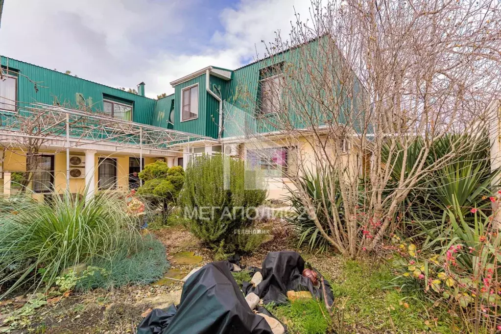 Дом в Краснодарский край, Геленджик ул. Голубая Бухта, 8 (403 м) - Фото 1