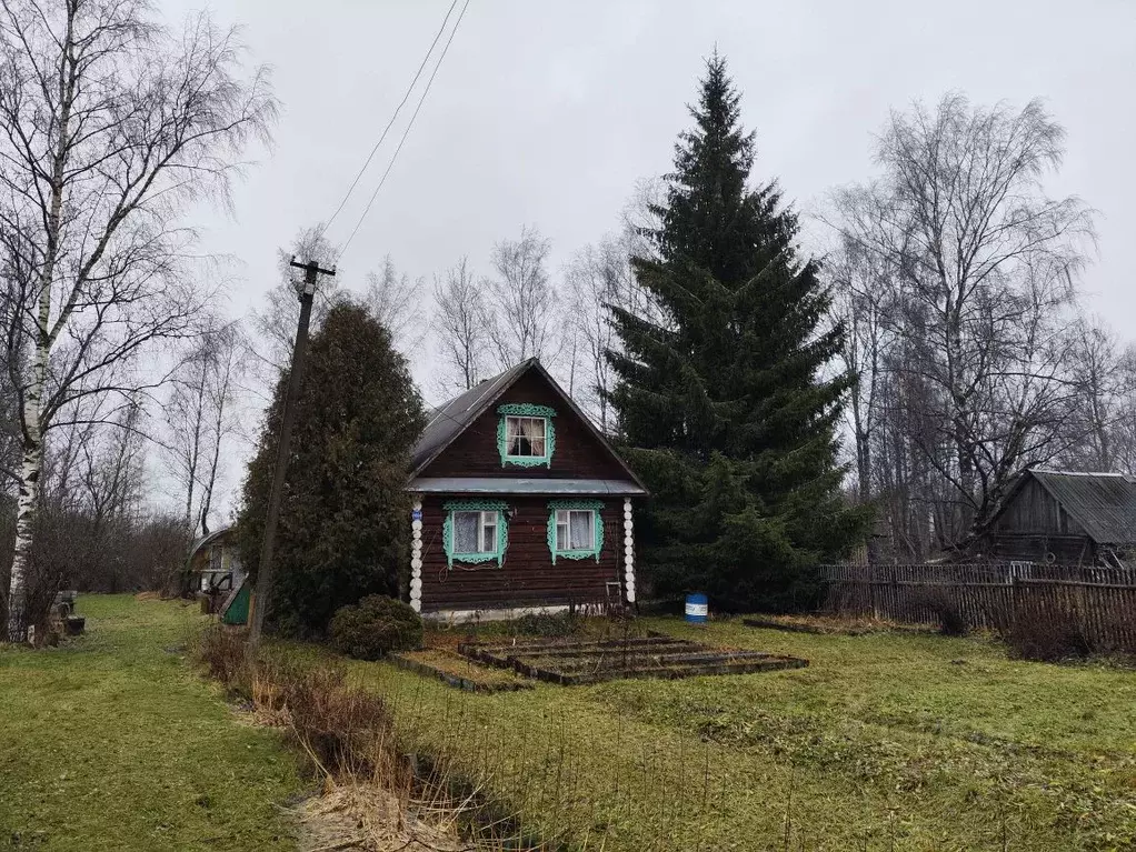 Дом в Новгородская область, Новгородский район, Савинское с/пос, д. ... - Фото 1