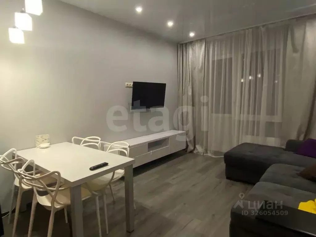 1-к кв. Ханты-Мансийский АО, Сургут Пролетарский просп., 39 (43.7 м) - Фото 2