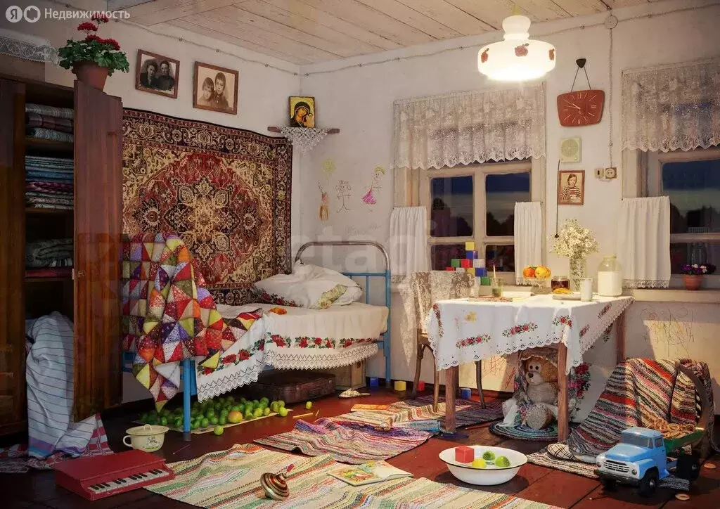 Дом в Причулымский сельсовет, деревня Курбатово, Центральная улица ... - Фото 1