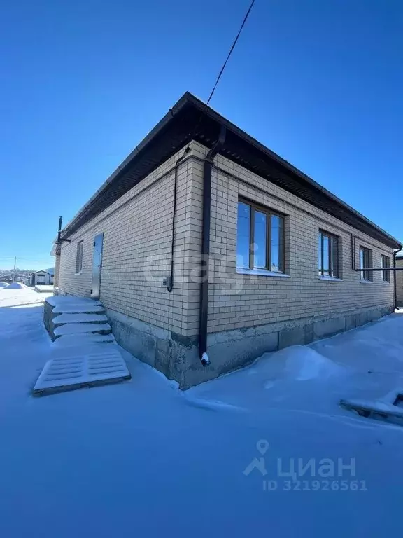 Дом в Ставропольский край, Михайловск Шпаковский район, ул. Александра ... - Фото 1