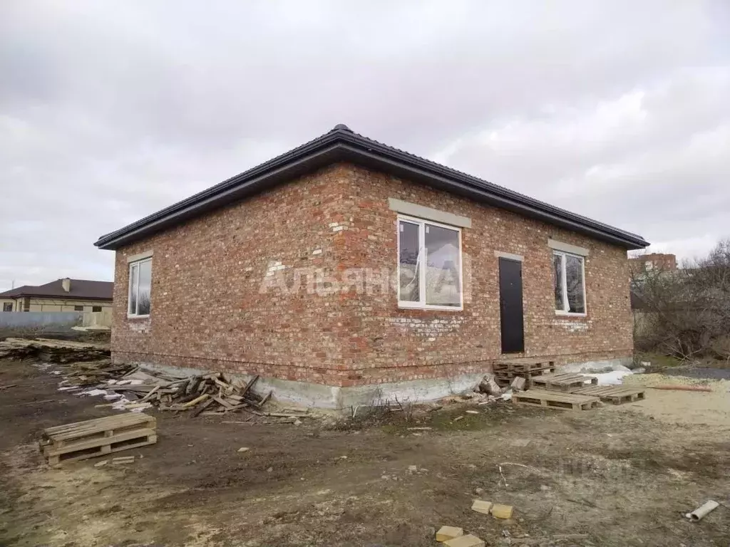 Дом в Ростовская область, Шахты ул. Смидовича (126 м) - Фото 2