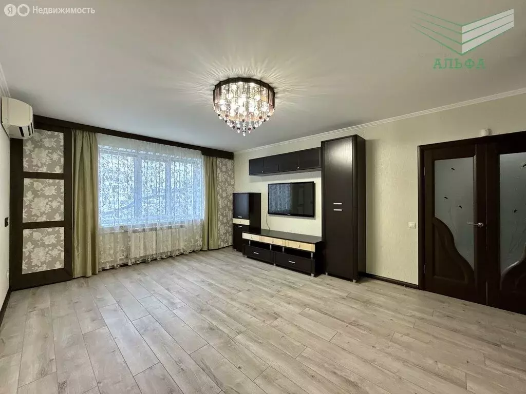 3-комнатная квартира: Липецк, улица Бунина, 5 (99.4 м) - Фото 1