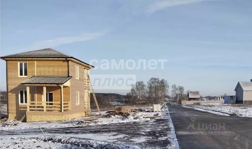 Участок в Московская область, Серпухов городской округ, д. Барыбино  ... - Фото 0