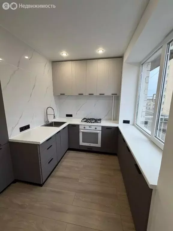 2-комнатная квартира: Волгоград, улица В.И. Ленина, 6 (50 м) - Фото 1