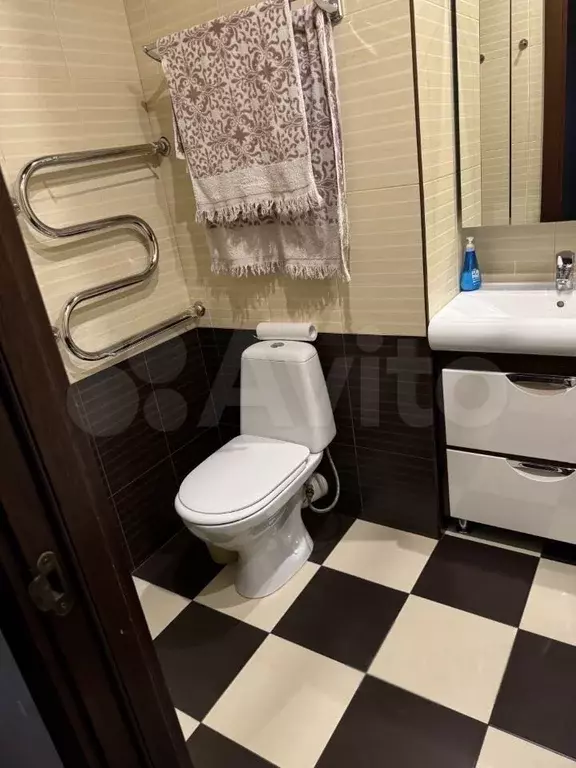 2-к. квартира, 60 м, 3/26 эт. - Фото 1
