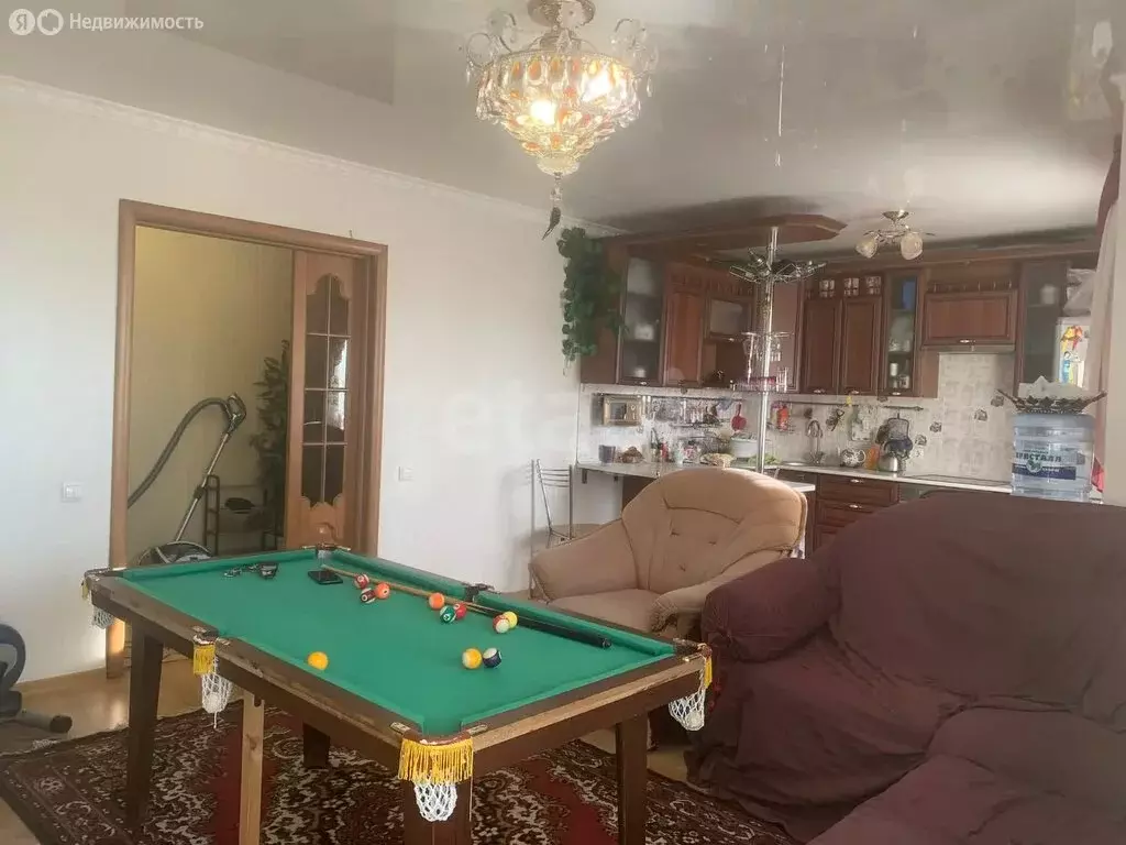 4-комнатная квартира: Тюмень, улица Свободы, 84к1 (75 м) - Фото 1