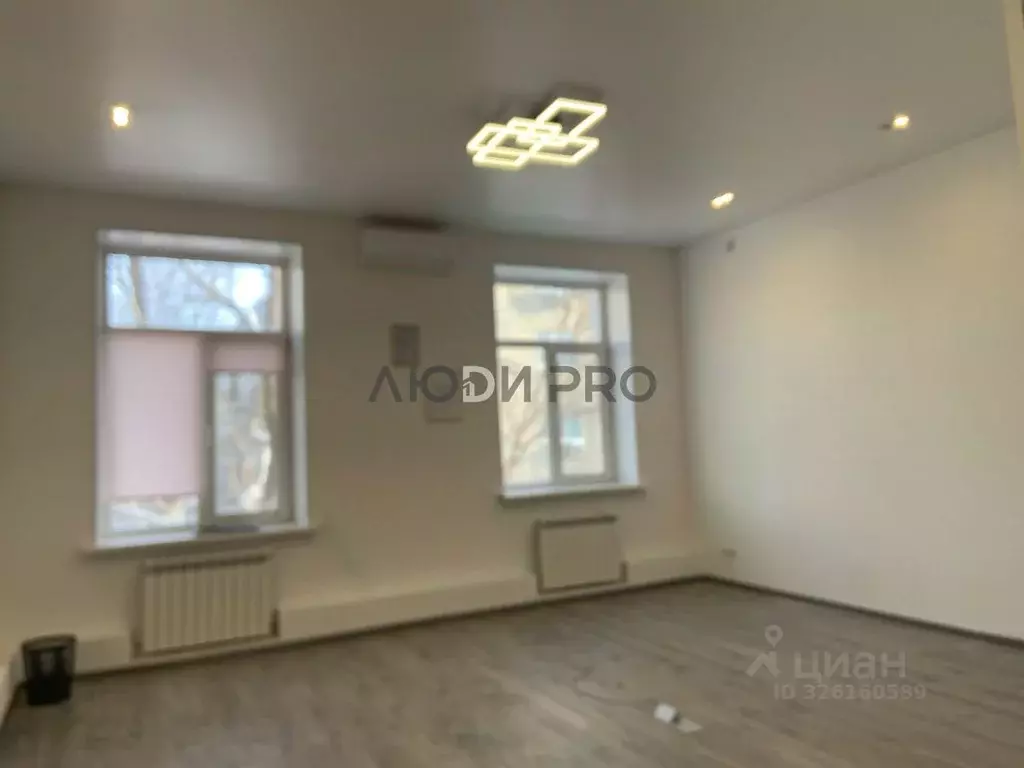 Офис в Саратовская область, Саратов ул. Имени Е.И. Пугачева, 10к1 (30 ... - Фото 1