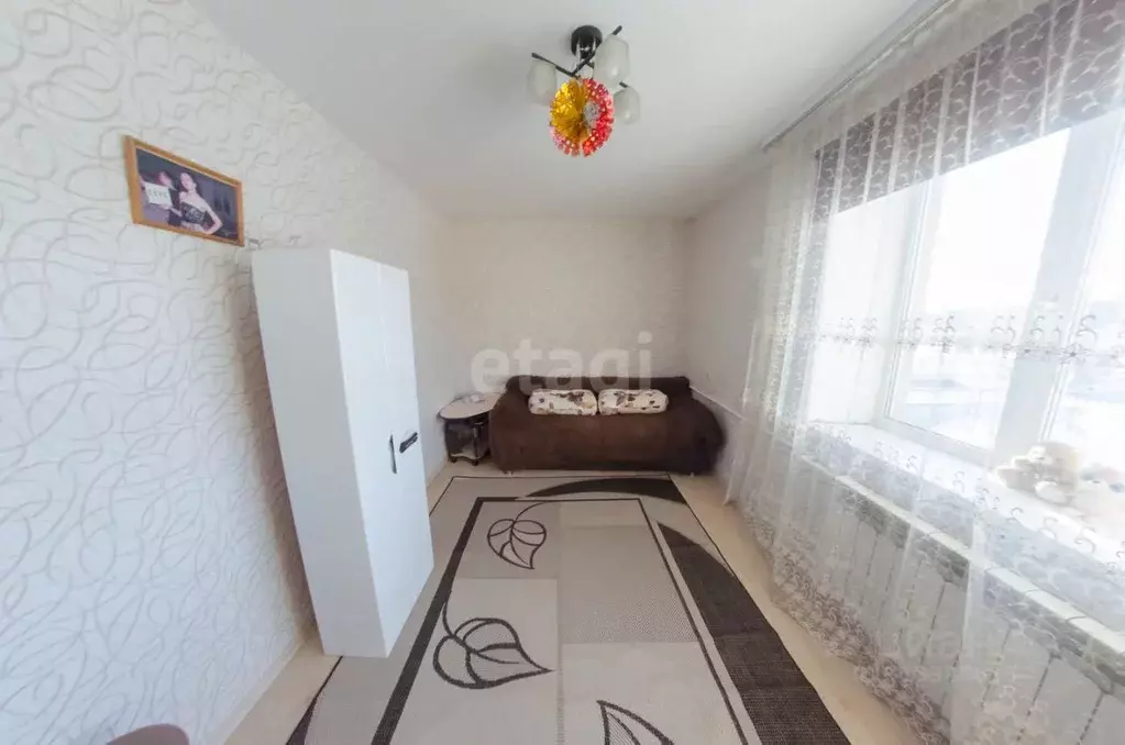 1-к кв. Курганская область, Шадринск ул. Чапаева, 48к3 (27.8 м) - Фото 0
