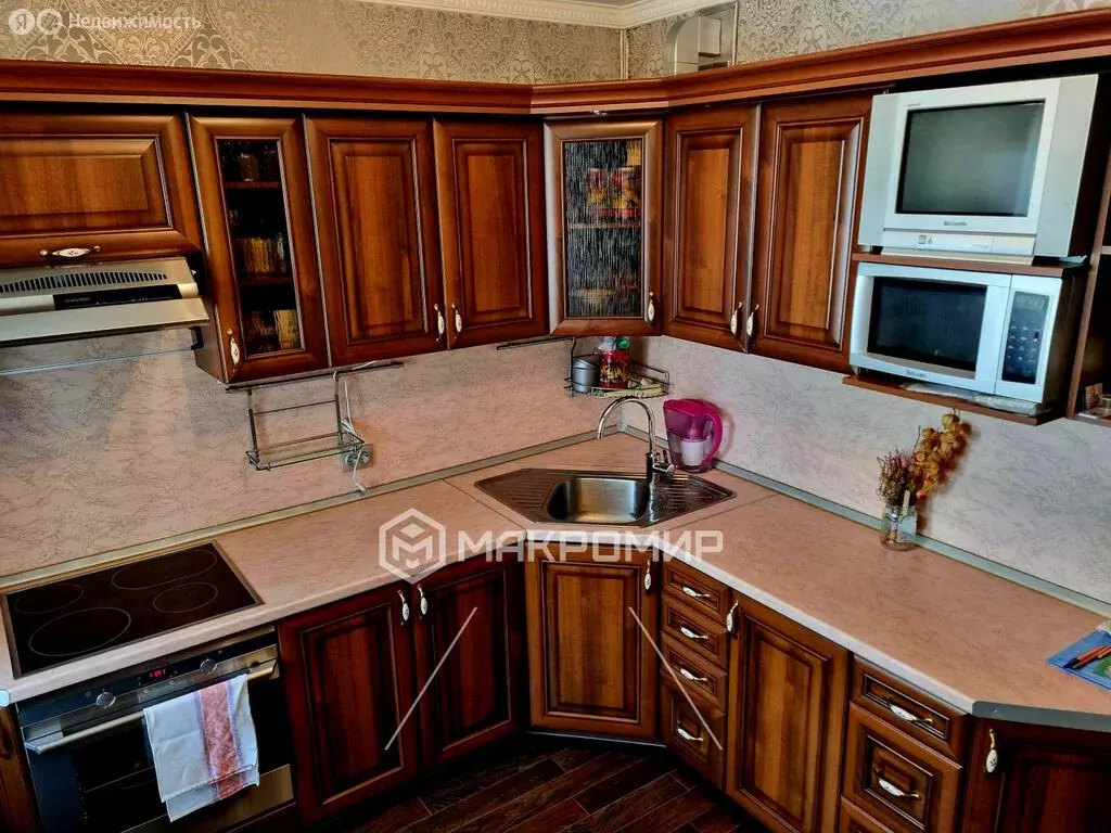 3-комнатная квартира: Санкт-Петербург, улица Бадаева, 8к2 (77.47 м) - Фото 0