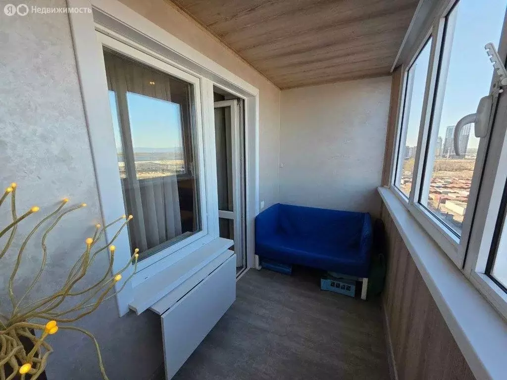 2-комнатная квартира: Хабаровск, улица Юнгов, 12 (79.2 м) - Фото 1