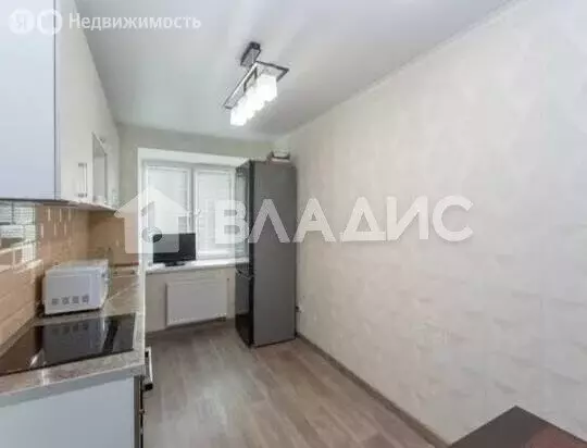 2-комнатная квартира: Тобольск, 7-й микрорайон, 37 (50 м) - Фото 1