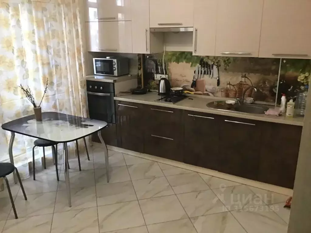1-к кв. Краснодарский край, Геленджик Крымская ул., 19к4 (54.0 м) - Фото 0