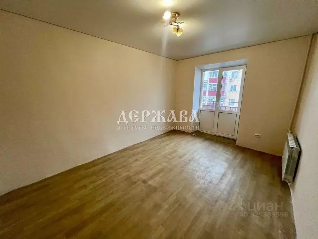 Комната Белгородская область, Старый Оскол пер. Урицкого, 5 (13.0 м) - Фото 2