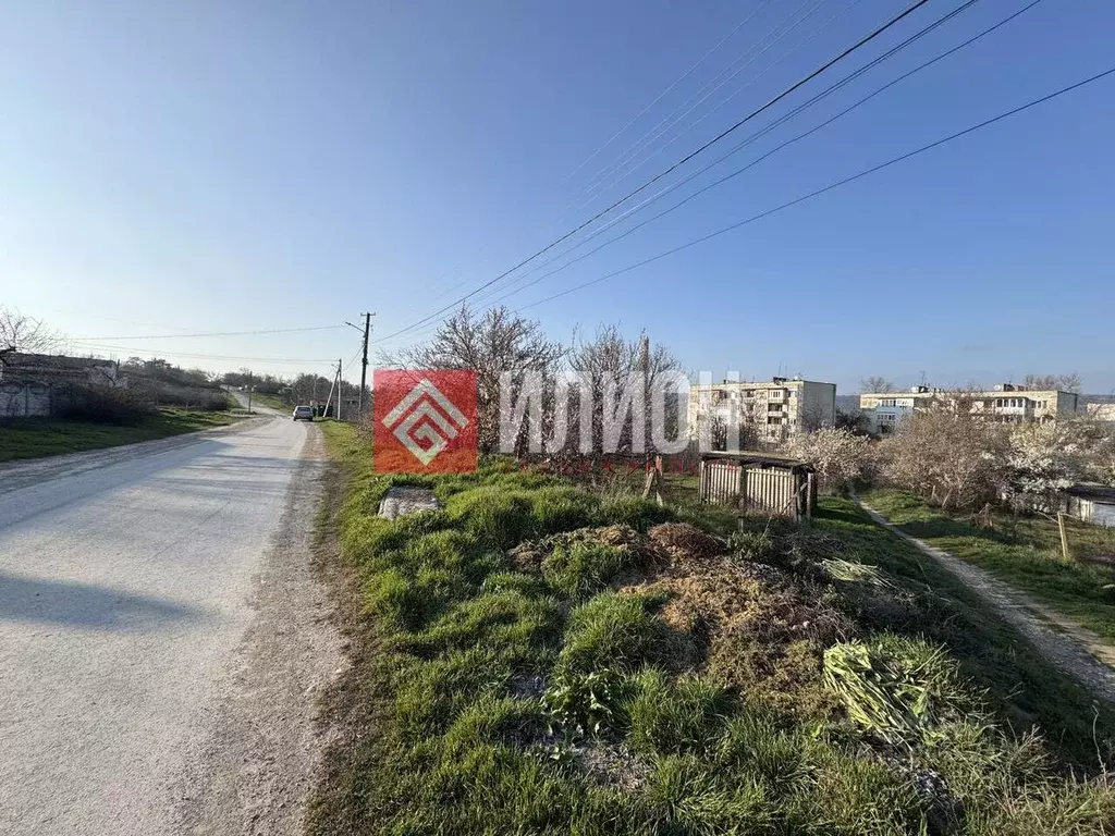 Участок в Севастополь с. Фронтовое, ул. 345-й Дивизии, 26 (9.0 сот.) - Фото 2